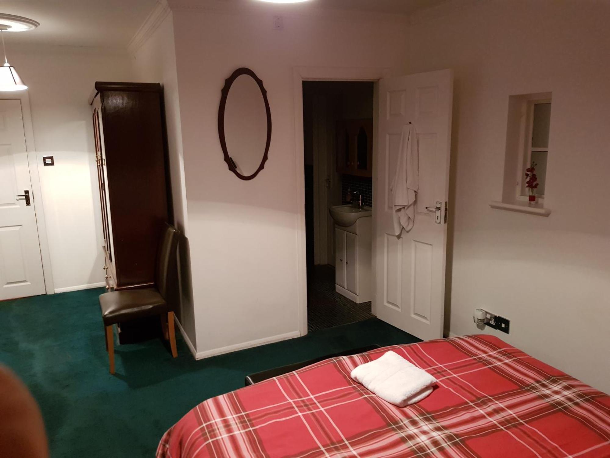 Oyo Guest House Ellipse Whetstone Dış mekan fotoğraf