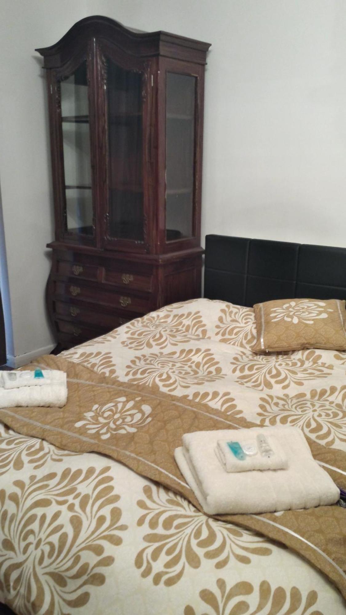 Oyo Guest House Ellipse Whetstone Dış mekan fotoğraf
